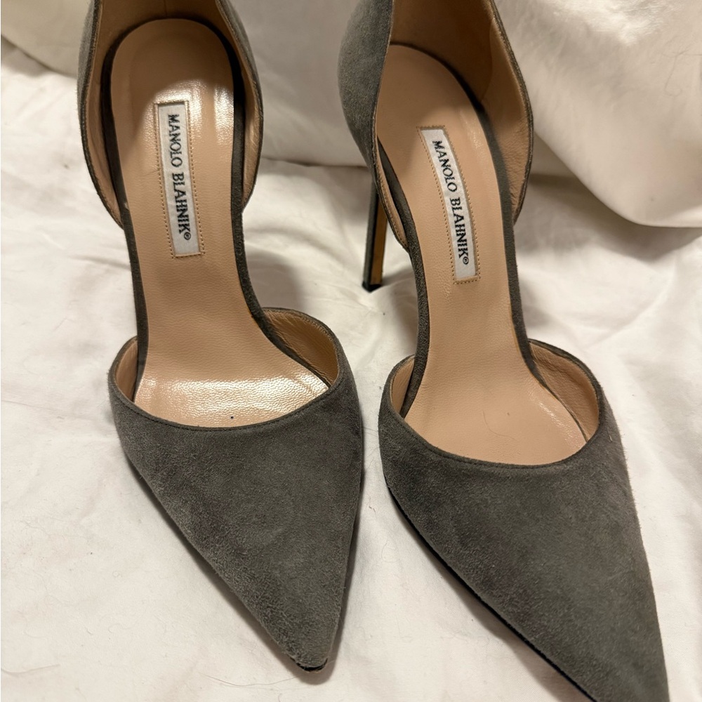 Manolo Blahnik Charcoal Suede Heels